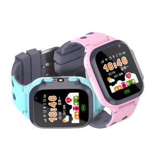 Reloj inteligente E07 2G para niños al por mayor con pantalla TFT botón SOS reloj despertador banda de goma-regalo para niños y niñas - Product Image 2