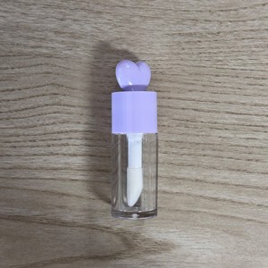 Hot bán rỗng Lip Gloss 4ml ống dễ thương <span class=keywords><strong>Lipgloss</strong></span> ống 5 màu sắc trong kho nhanh công văn mỹ phẩm bao bì <span class=keywords><strong>container</strong></span> - Product Image 5