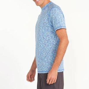 Camisetas atléticas para correr con logotipo personalizado, camisetas de entrenamiento de gimnasio rápido en seco, camisetas de poliéster activas de cuello redondo para rendimiento al aire libre para hombres - Product Image 3