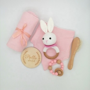 Hochet <span class=keywords><strong>de</strong></span> naissance sensoriel pour bébé <span class=keywords><strong>licorne</strong></span> personnalisé, animal doux et mignon, fait à la main, crochet, <span class=keywords><strong>anneau</strong></span> <span class=keywords><strong>de</strong></span> <span class=keywords><strong>dentition</strong></span>, jouets pour bébé - Product Image 4