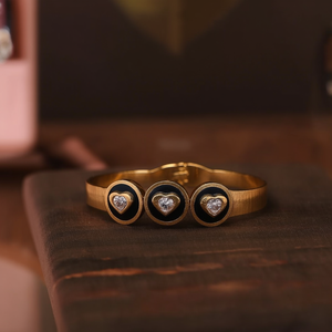 กำไลเพชร สแตนเลสสตีล 316L ชุบทอง PVD รูปหัวใจ ประดับด้วยสีดำ เครื่องประดับสำหรับผู้หญิง - Product Image 3
