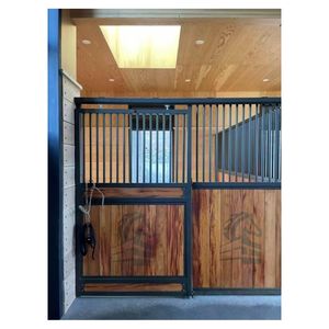 Vends Porte Hollandaise Classique Luxueuse Stable en Forme de U Porte Charnière Cheval <span class=keywords><strong>Stalle</strong></span> avec Abreuvoirs en Acier Inoxydable Les <span class=keywords><strong>Chevaux</strong></span> - Product Image 1