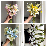 Buket Pengantin Elegan Putih Cosmos Peony yang Dapat Disesuaikan, Anggrek Burgundy, Calla Lily, Amaranthus & Dekorasi Pernikahan Romantis