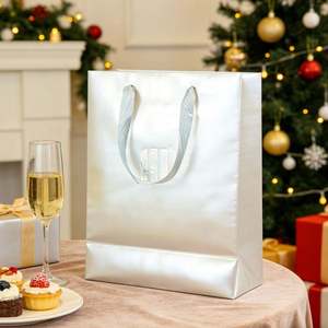 Bolsas de Papel Especial Plateado Personalizables con Asas, Reciclables para Regalos, Accesorios Pequeños y Compras - Product Image 5