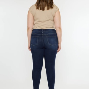 Jeans de mujer de talla grande, de cintura media, lisos, de corte recto, elásticos, casuales, suaves y cómodos, estilo skinny, pantalones pitillo de mezclilla de largo completo para mamá - Product Image 4