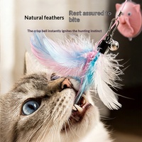 Juguete para gatos Nerve con ventosa, varita estimulante sin láser, simulación interactiva con plumas y campana, para uso en interiores, relajante para quemar energía