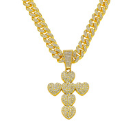 Collier tendance en chaîne cubaine avec strass et pendentif cœur croix pour les passionnés de streetwear hip-hop