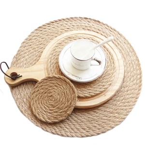 Vente en gros de sets de table en lin tressé double face, résistants à la chaleur et antidérapants, pour la décoration de la maison et des cafés - Product Image 1