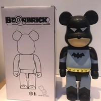 Support OEM personnalisé 70 cm et 28 cm cadeau de promotion Bearbrick pour la décoration de la maison artisanat en résine époxy