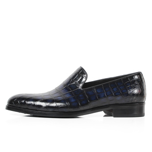 DRACONIS Mocasines de Piel de Cocodrilo Genuina Hechos a Medida para Hombre, Color Negro Ébano, Zapatos de Vestir de Lujo Sin Cordones - Product Image 2