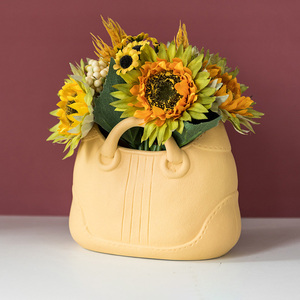 Vase en céramique en forme de sac à main créatif, design de sac à main de luxe, pot de fleurs, esthétique nordique, pot de fleurs en porcelaine pour la décoration de la maison - Product Image 5