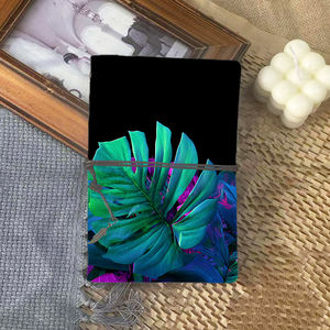 Diario vintage con 160 páginas Ideal <span class=keywords><strong>para</strong></span> registros financieros de contadores y registros de contadores con verde y púrpura Tropical - Product Image 1