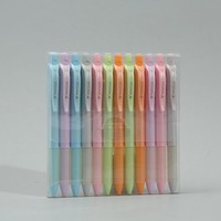 Boîtes en plastique transparent PVC PET suspendues pour emballage de stylos à bille et dés, idéales pour supermarchés, papeteries, boutiques de cadeaux et magasins.