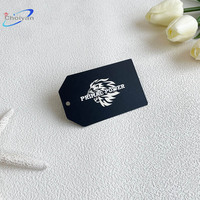 Étiquettes rectangulaires de luxe pour vêtements, étiquettes suspendues pour lunettes de soleil, étiquettes personnalisées pour vêtements
