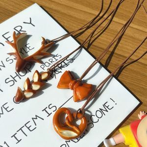 Diy Creative Pretzel Bread <b>Key</b> <b>Chain</b> Spot Simulation Food Alkaline Water Surface Pendant for Car Keychain Decoration - Product Image 3