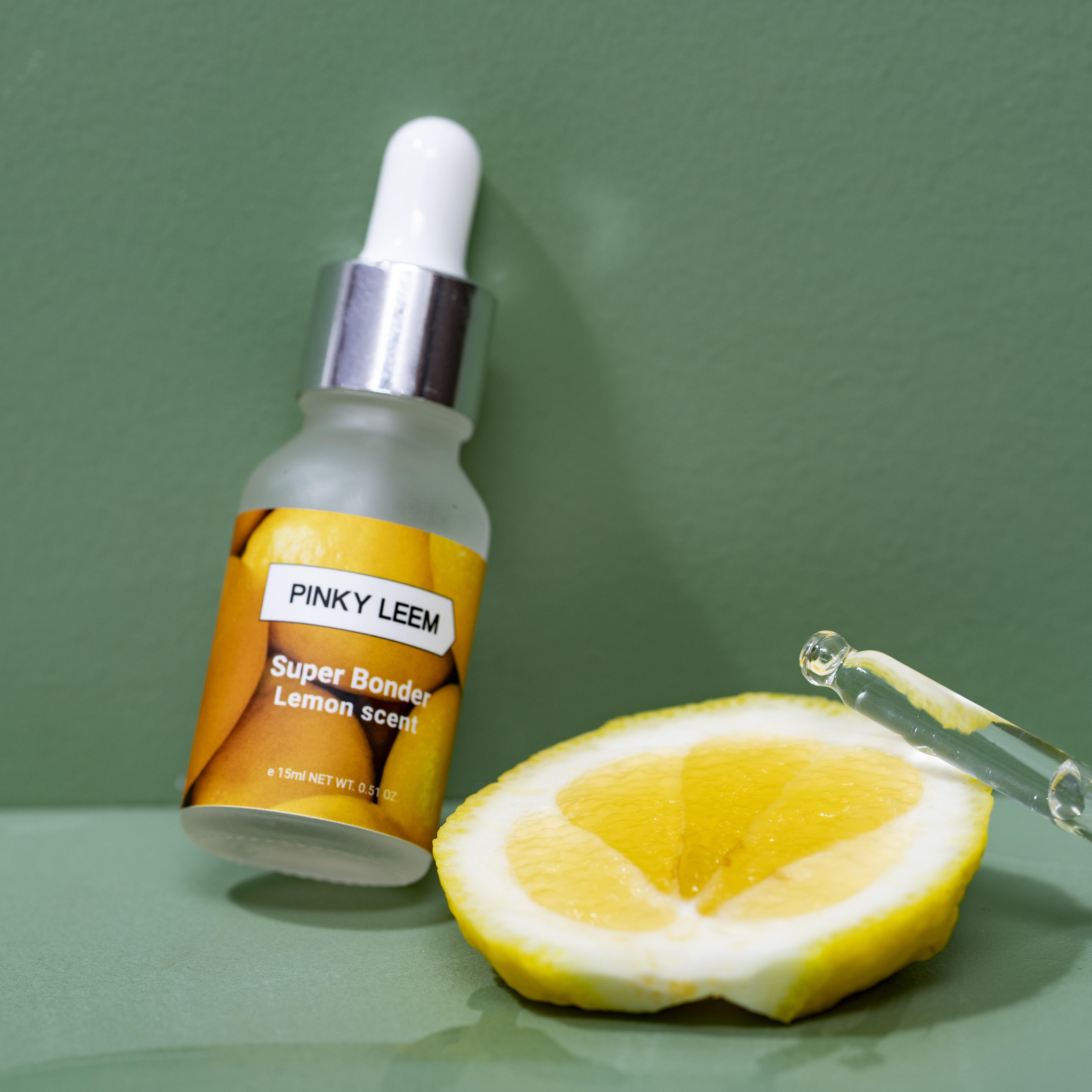 สีเหลือง