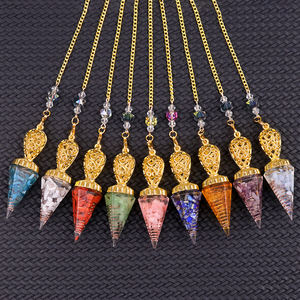 Naturel 7 Chakra Pendule Pierres Précieuses Chips 6 Facettes Hexagonal Or Pointu Résine Spirituel Pendentif Divination Wicca - Product Image 3