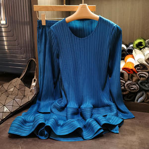 Conjunto de Dos Piezas <span class=keywords><strong>Juvenil</strong></span>, Casual, con Volantes y Pliegues, para Mujer, Otoño, Cuello Redondo, Manga Larga, Top Midi + Falda, Combinable con Todo - Product Image 3