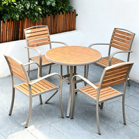 Ensemble de table et de chaises de jardin pour patios, terrasses, jardins, balcons - Métal résistant à la pourriture - Construction métallique et imperméable