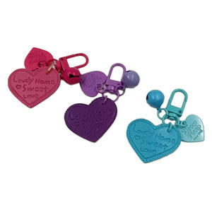 Llavero de Pu de Diseño Popular personalizado llavero de regalo de recuerdos en forma de corazón para accesorios de bolso - Product Image 2