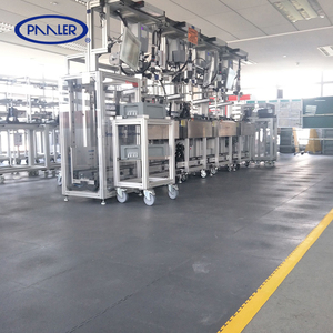 Carreaux de sol à emboîtement en vinyle PVC durable de 5.5mm Entrepôt de garage modulaire antidérapant et utilisation en atelier Protection ESD conçue en usine - Product Image 4