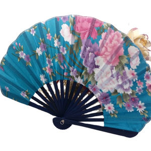 Éventail pliant rond personnalisé à motifs floraux, en tissu chinois et japonais, artisanat en bambou, avec sacs cadeaux pour mariages et fêtes - Product Image 1