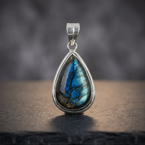 Pendentif pierre précieuse Labradorite naturelle pierre taillée à facettes en forme de poire pour la fabrication de bijoux argent pour cadeau - Product Image 3