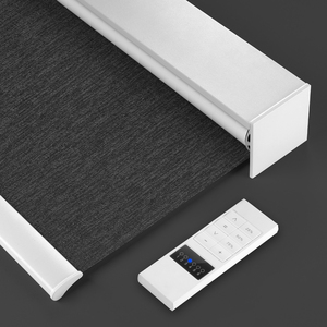 ม่านม้วนไฟฟ้าแบบชาร์จไฟได้ ZSTARR พร้อมรีโมทคอนโทรล ผ้ากันแสงสำหรับห้องนอน อพาร์ทเมนท์ โรงแรม และโครงการต่างๆ - Product Image 1