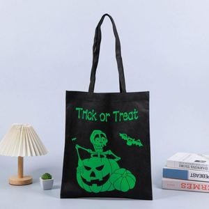 Bolsas de Halloween que brillan en la oscuridad: Bolsas luminosas de calabaza, fantasma y bruja para dulces, ideales para el recuerdo de las calabazas o para suministros festivos. - Product Image 4