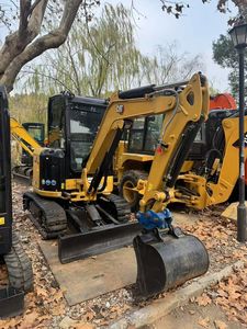 Mini-excavatrice Caterpillar 303.5E d'occasion de haute qualité, modèle 2023, 3 tonnes, moteur, boîte de vitesses, pompe hydraulique, roulement, bon état, caoutchouc - Product Image 6
