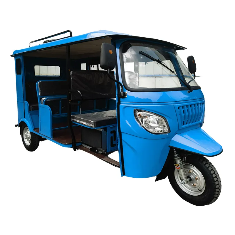 Factory Wholesale Hot Sale 6 Seats 200CC Fuel Tricycle Bajaj for Passenger