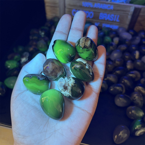 Nouveaux produits Guérison spirituelle Cristal poli Agate fluorescente Petit œuf pour la méditation - Product Image 4