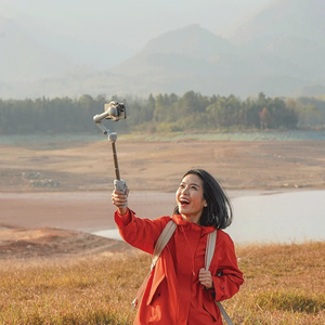 FeiyuTech Official <span class=keywords><strong>Vimble</strong></span> <span class=keywords><strong>3</strong></span> Varilla de extensión incorporada <span class=keywords><strong>3</strong></span>-Axis Smartphone Handheld Gimbal y plegable para iPhone15 Pro Max/Samsung - Product Image 4