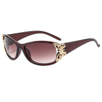 Marque de mode Designer Y2k Lunettes de soleil Femmes Vente en gros Pc Lunettes de soleil Logo personnalisé Lunettes de soleil roses