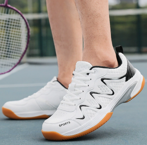 Chaussures de badminton blanches légères et rembourrées, baskets athlétiques respirantes antidérapantes à lacets pour hommes et femmes - Product Image 5