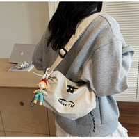 Sac bandoulière croissant moderne en polyester avec logo personnalisé, grande capacité, minimaliste, pour le quotidien et les voyages, promotionnel