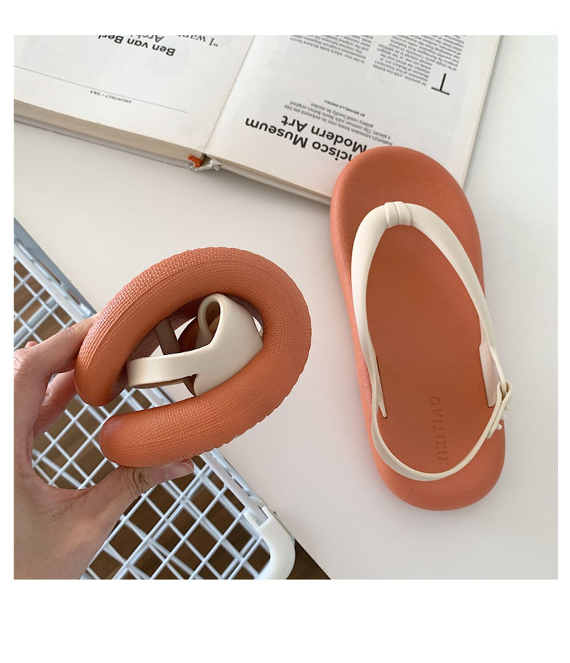 New Women Casual Soft Sole Beach Sandals Summer Fashion Ladies Toe Flip-flops Sandals