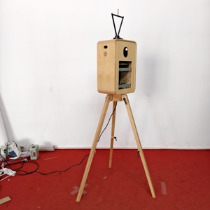 Photomaton rétro en bois double face multifonctionnel portable et durable avec imprimante instantanée pour la vente en gros - Product Image 5