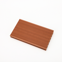 Plancher composite WPC brossé à la filière, nouvelle technologie, aspect bois profond, en PVC gaufré 3D, pour extérieur, qualité usine