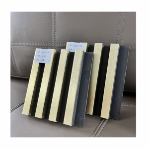 Panneau décoratif mural moderne pour appartement Panneaux muraux en PVC WPC imperméable Panneau mural solide et bon marché pour magasin en <span class=keywords><strong>bois</strong></span> - Product Image 2