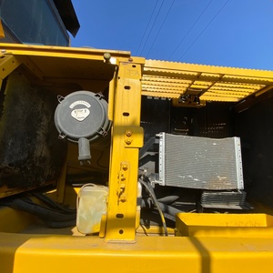 รถขุดไฮดรอลิกแบบตีนตะขาบ โคมัตสึ PC200 ขนาด 20 ตัน สภาพใหม่เกือบเหมือนใหม่ สำหรับงานก่อสร้างคุณภาพสูง - Product Image 6