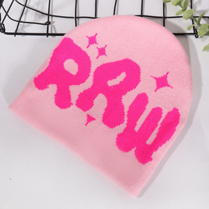 Bonnet unisexe en acrylique jacquard style urbain, motif lettres rétro, tricoté, pour l'hiver, vente en gros, service d'étiquetage privé - Product Image 4
