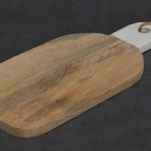 Tabla de cortar grande de madera de acacia para cocina, diseño moderno, proceso de empalme hecho a mano en India para venta al por mayor - Product Image 1