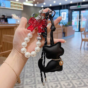 Porte-clés en cuir PU 3D mignons et kawaii, animaux 3D et pompons, accessoires pour clés de voiture avec breloques pour sacs à main - Product Image 3