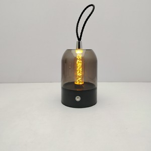 Lampe de table scandinave en métal à LED, lumière nocturne, 2700K, blanc chaud doux, éclairage décoratif pour bars, restaurants, utilisation en extérieur - Product Image 1