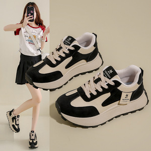 2025 primavera nuove <span class=keywords><strong>scarpe</strong></span> sportive da donna in stile coreano <span class=keywords><strong>con</strong></span> <span class=keywords><strong>tacco</strong></span> <span class=keywords><strong>alto</strong></span> e lacci Sneakers Gump spesse Sole chiusura autunnale 2 f28 - Product Image 1