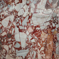 Marbre rouge Bulgari naturel de qualité supérieure, escaliers sur mesure polis et taillés avec bords arrondis pour villas et appartements
