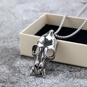 Collier pendentif crâne en acier inoxydable, style punk unisexe, design asymétrique, forme de squelette géométrique, bijoux tendance pour hommes et femmes - Product Image 2