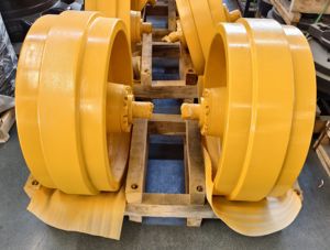 Suku Cadang Undercarriage Alat Berat OEM Bulldozer Excavator Cat <span class=keywords><strong>Idler</strong></span> Wheel untuk <span class=keywords><strong>Caterpillar</strong></span> D9D9L D10 - Product Image 6