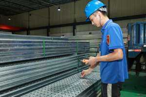 <span class=keywords><strong>Rail</strong></span> en C de bonne qualité 72*21*2.75mm pour la construction en bâtiment - Product Image 6